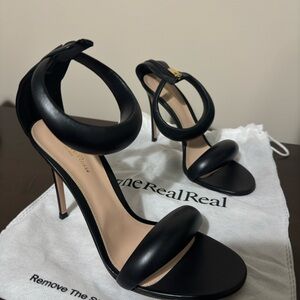 Gianvito Rossi Heels